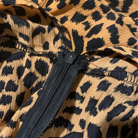 Missguided - Brown Leopard Print Long Sleeve Midi Dress, Size US 2 - Picture 4 of 10